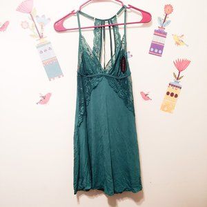 NWT Avidlove Dark Green Babydoll Set